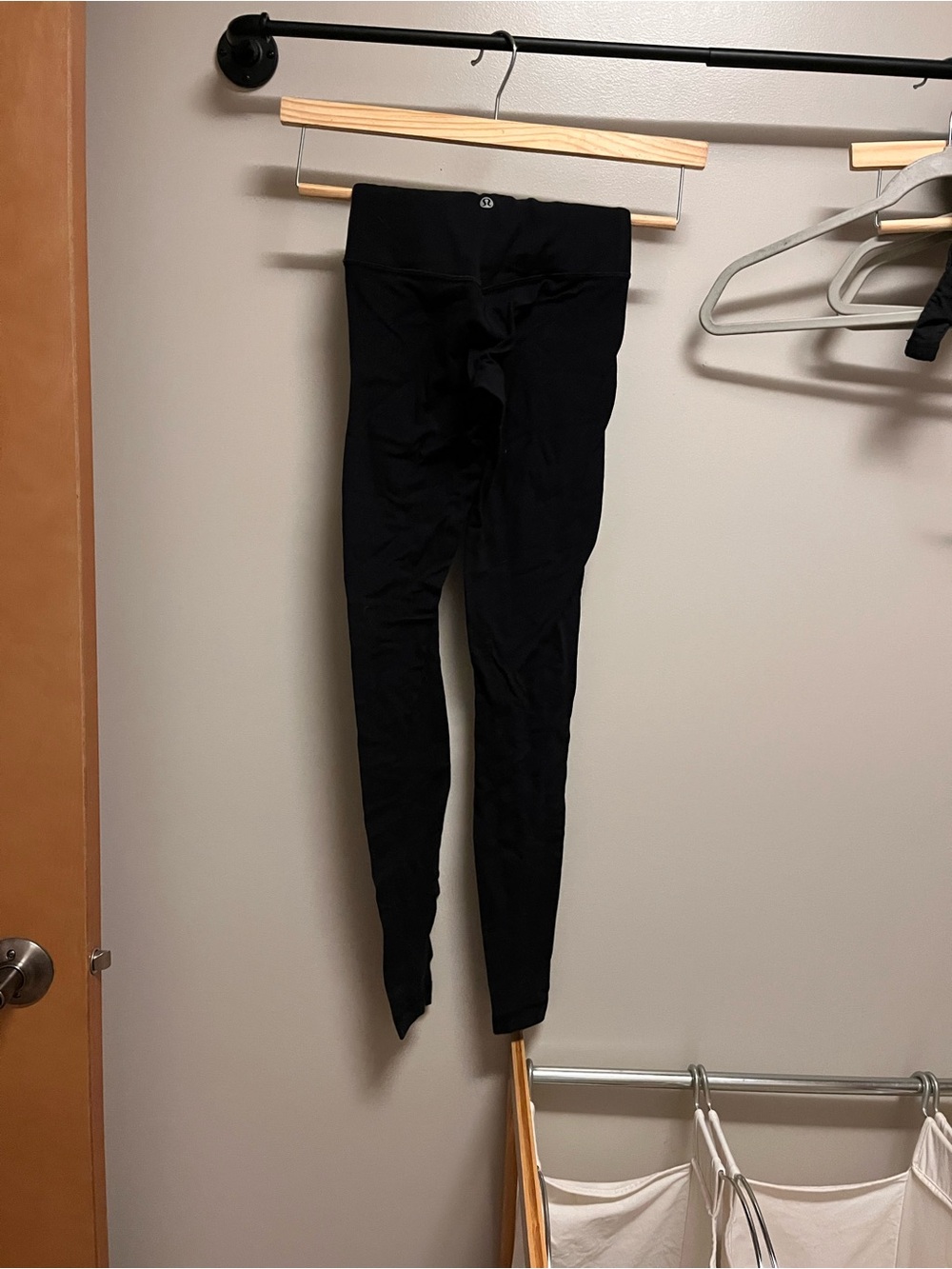 lululemon athletica Black High-Waist Stretch Leggings 28”